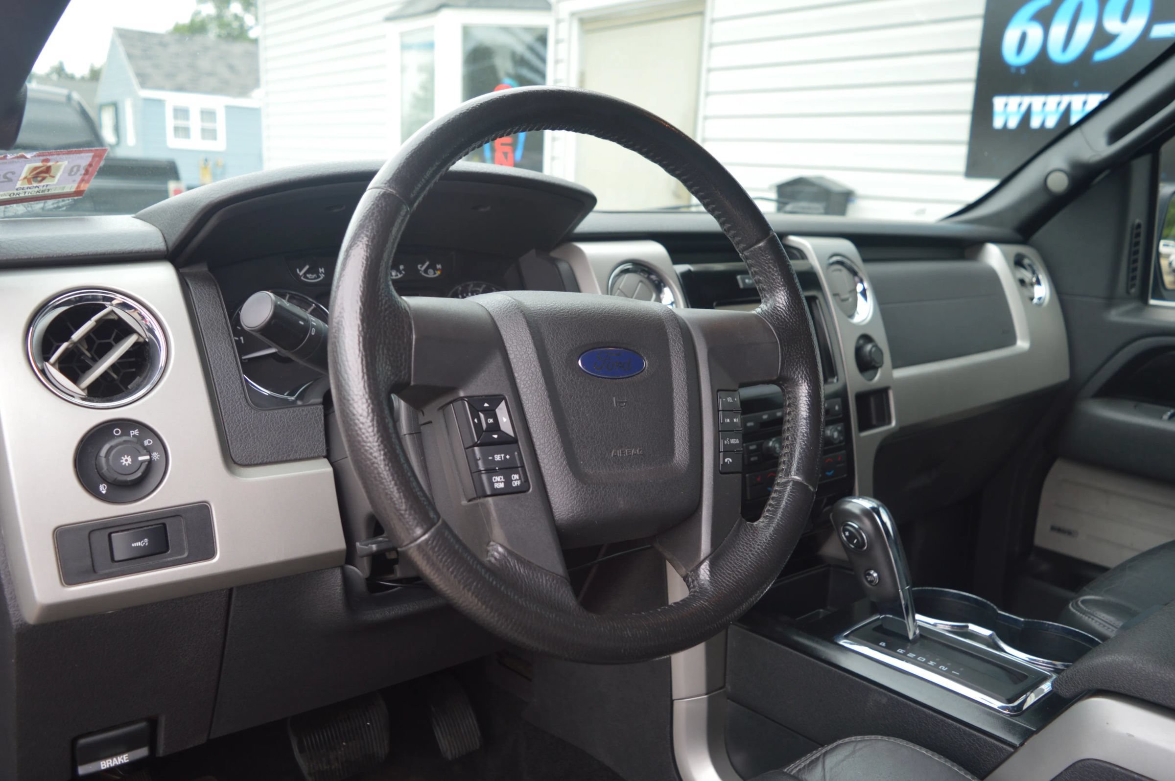 Used 2011 Ford F150 FX4 w/ FX Luxury Pkg AWD/4WD image 29