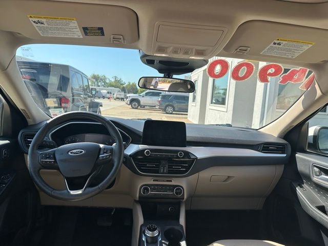 Used 2020 Ford Escape SEL image 11