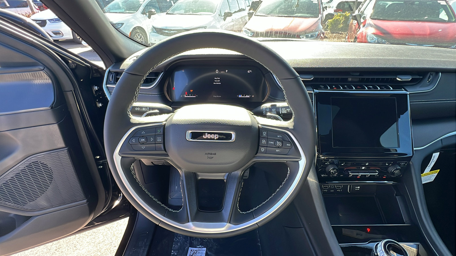 New 2025 Jeep Grand Cherokee Altitude image 23