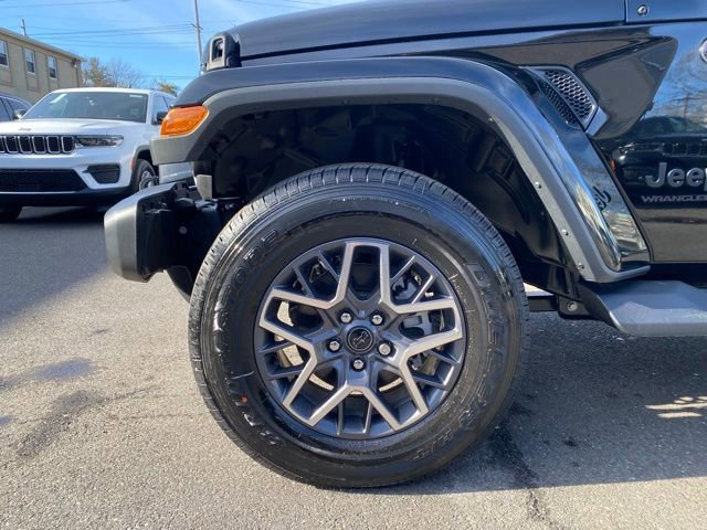 New 2025 Jeep Wrangler Sahara w/ Safety Group image 16