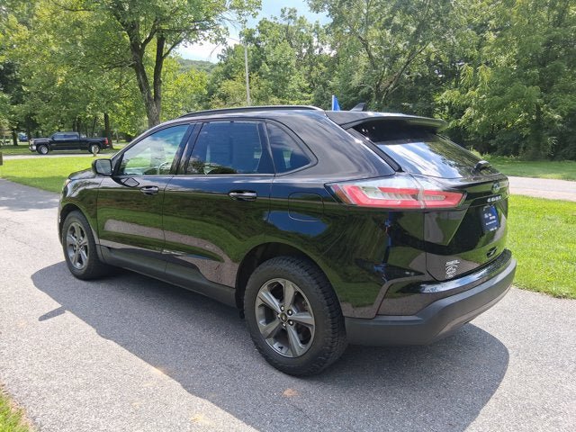 Certified 2023 Ford Edge SEL w/ Sport Appearance Package AWD/4WD image 5