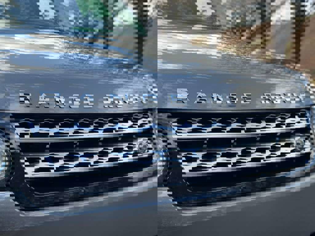 Used 2015 Land Rover Range Rover Sport HSE image 11