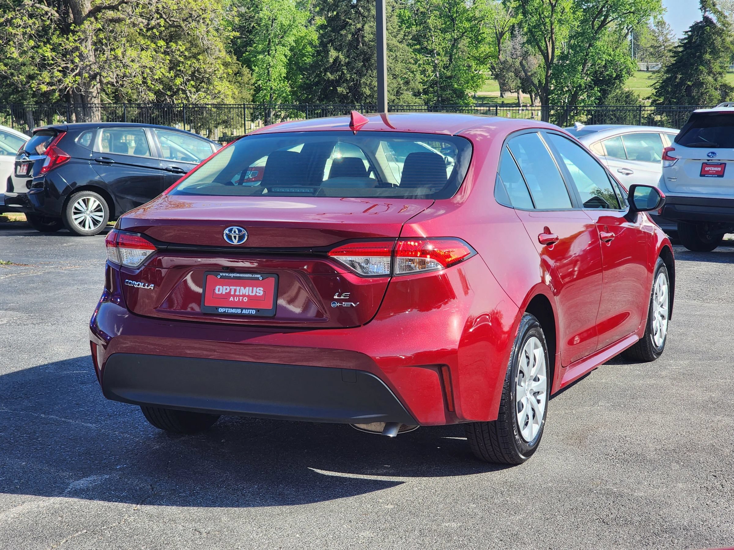 Used 2025 Toyota Corolla LE FWD image 7