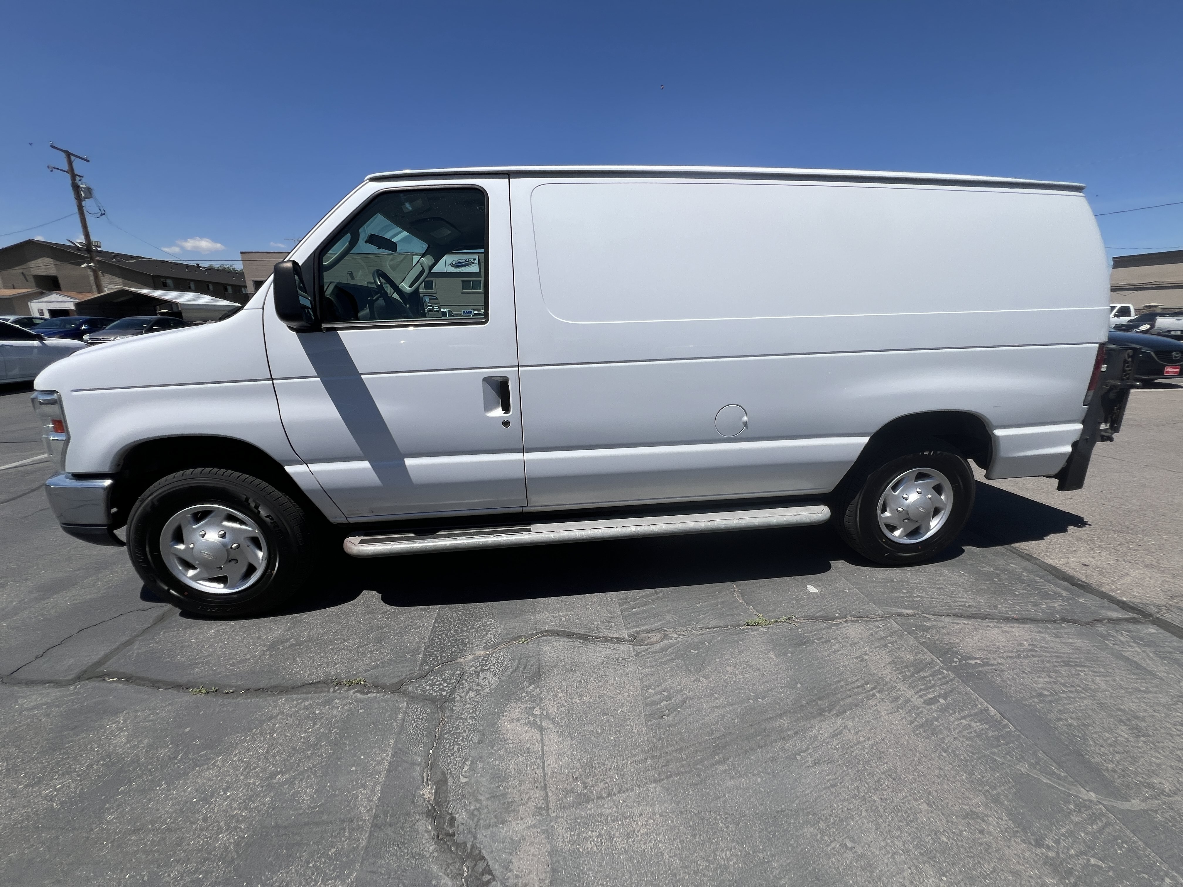 Used 2014 Ford E-250 and Econoline 250 w/ Power Group RWD image 5