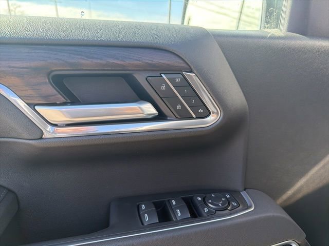 New 2026 GMC Sierra 1500 SLT w/ SLT Premium Plus Package image 17