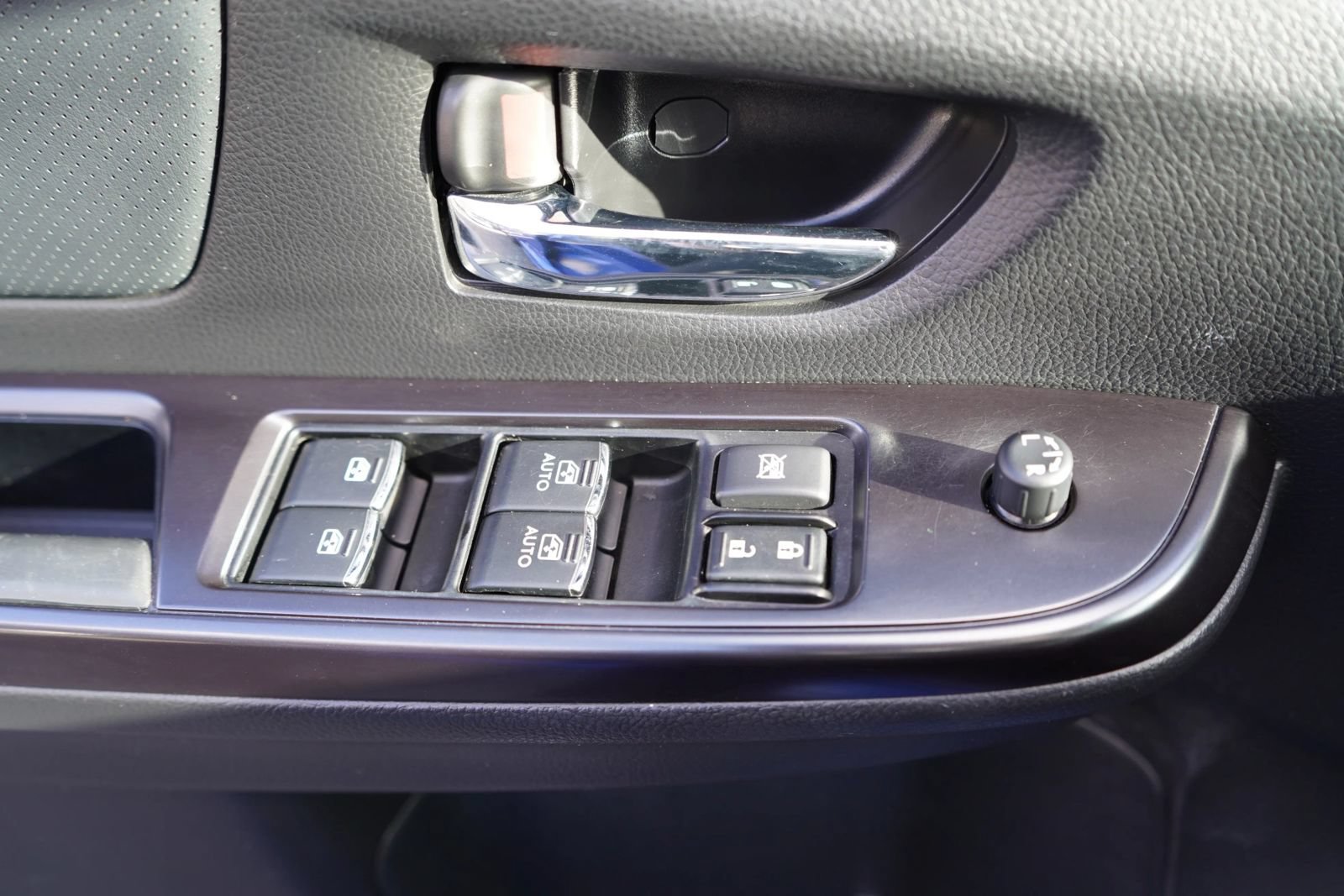 Used 2020 Subaru WRX Limited AWD/4WD image 15