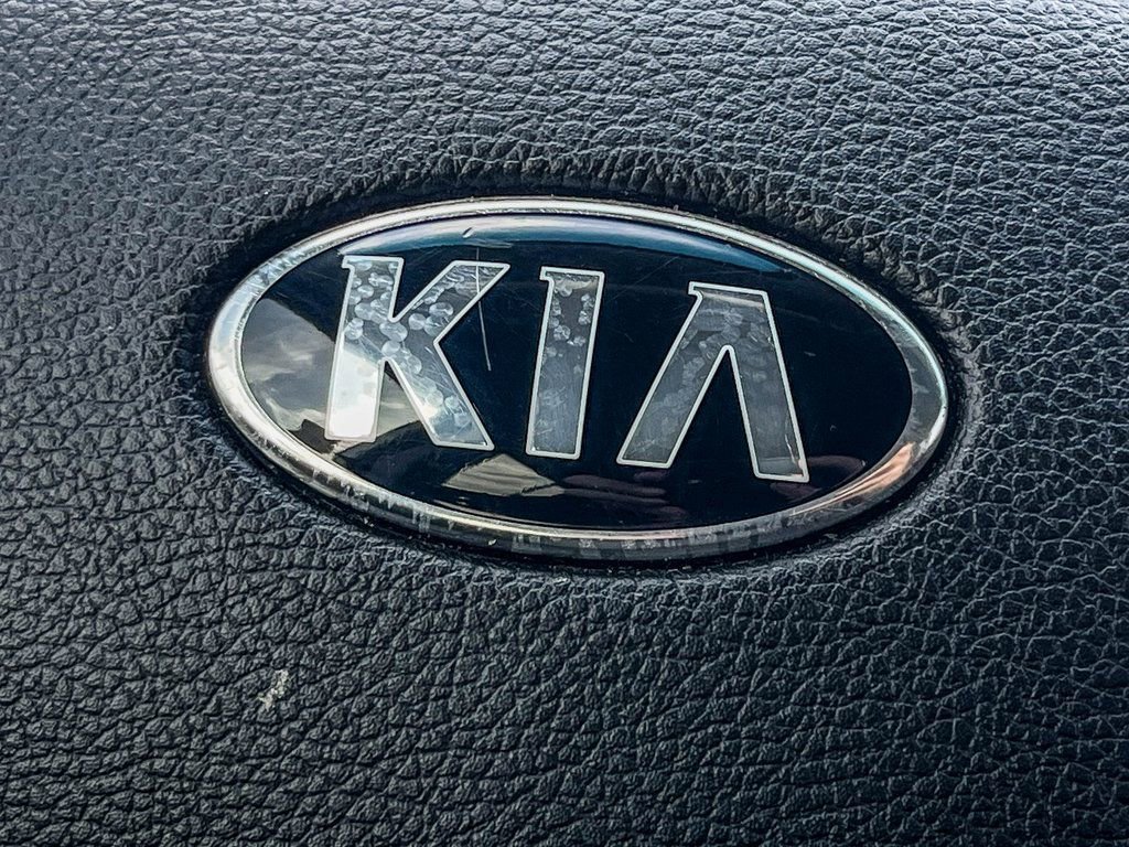 Used 2016 Kia Forte LX image 23