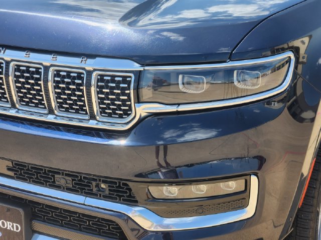 Used 2024 Jeep Grand Wagoneer L Series III AWD/4WD image 7