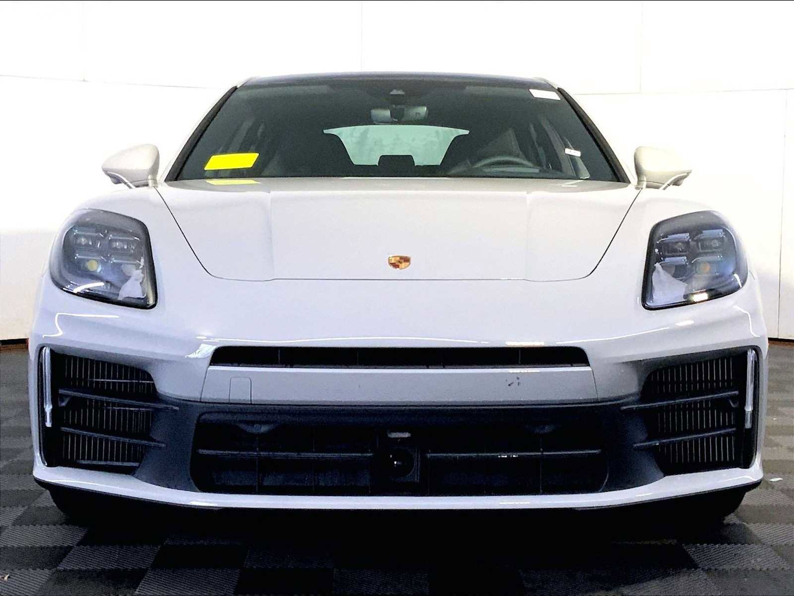 New 2026 Porsche Panamera 4 image 10