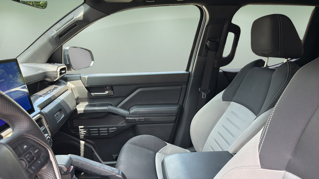 Used 2024 Toyota Tacoma 4x4 Double Cab image 12