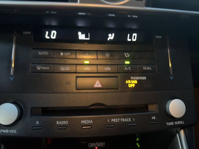 Used 2015 Lexus IS 350 w/ F-Sport Package RWD image 22