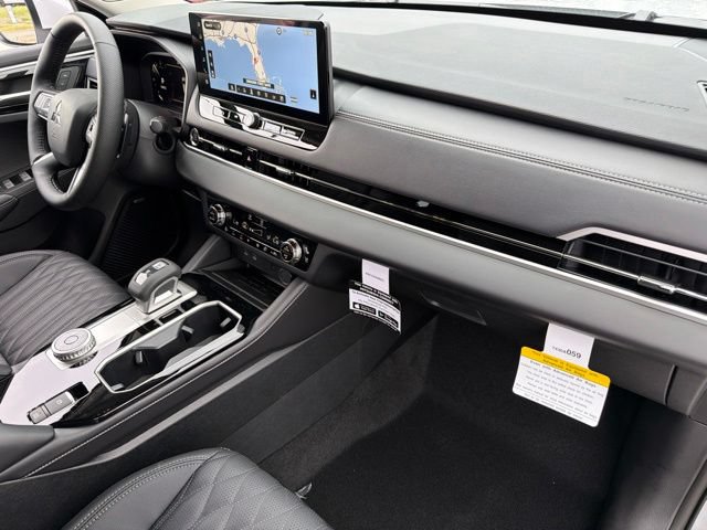 New 2026 Mitsubishi Outlander SEL FWD image 9