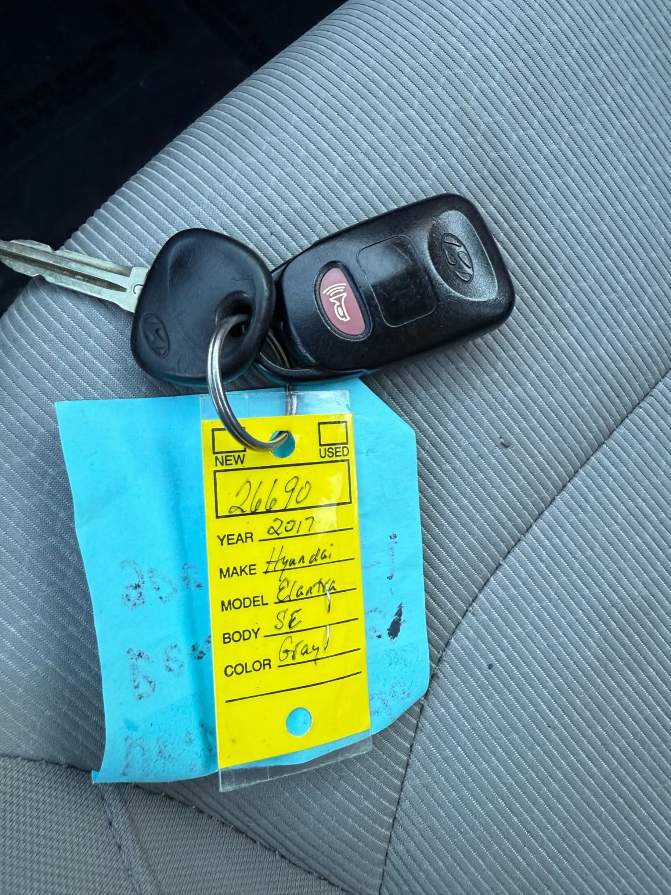 Used 2017 Hyundai Elantra SE image 23