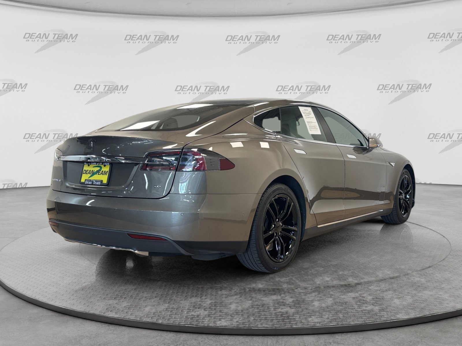 Used 2015 Tesla Model S 85 RWD image 8