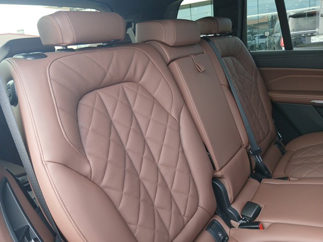 New 2027 BMW X7 xDrive40i AWD/4WD image 13