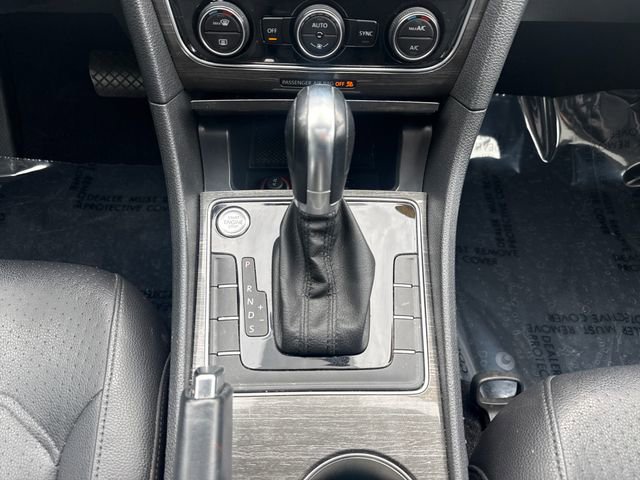 Used 2017 Volkswagen Passat 1.8T SE image 18