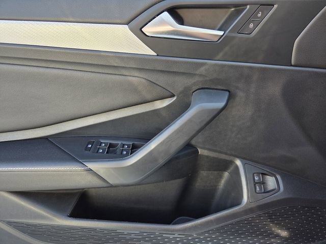 Used 2022 Volkswagen Jetta S image 23