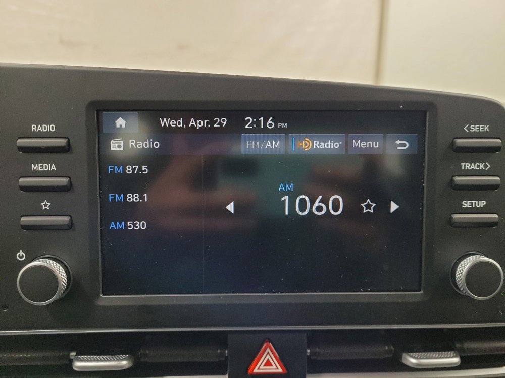 Used 2025 Hyundai Elantra Sport FWD image 25