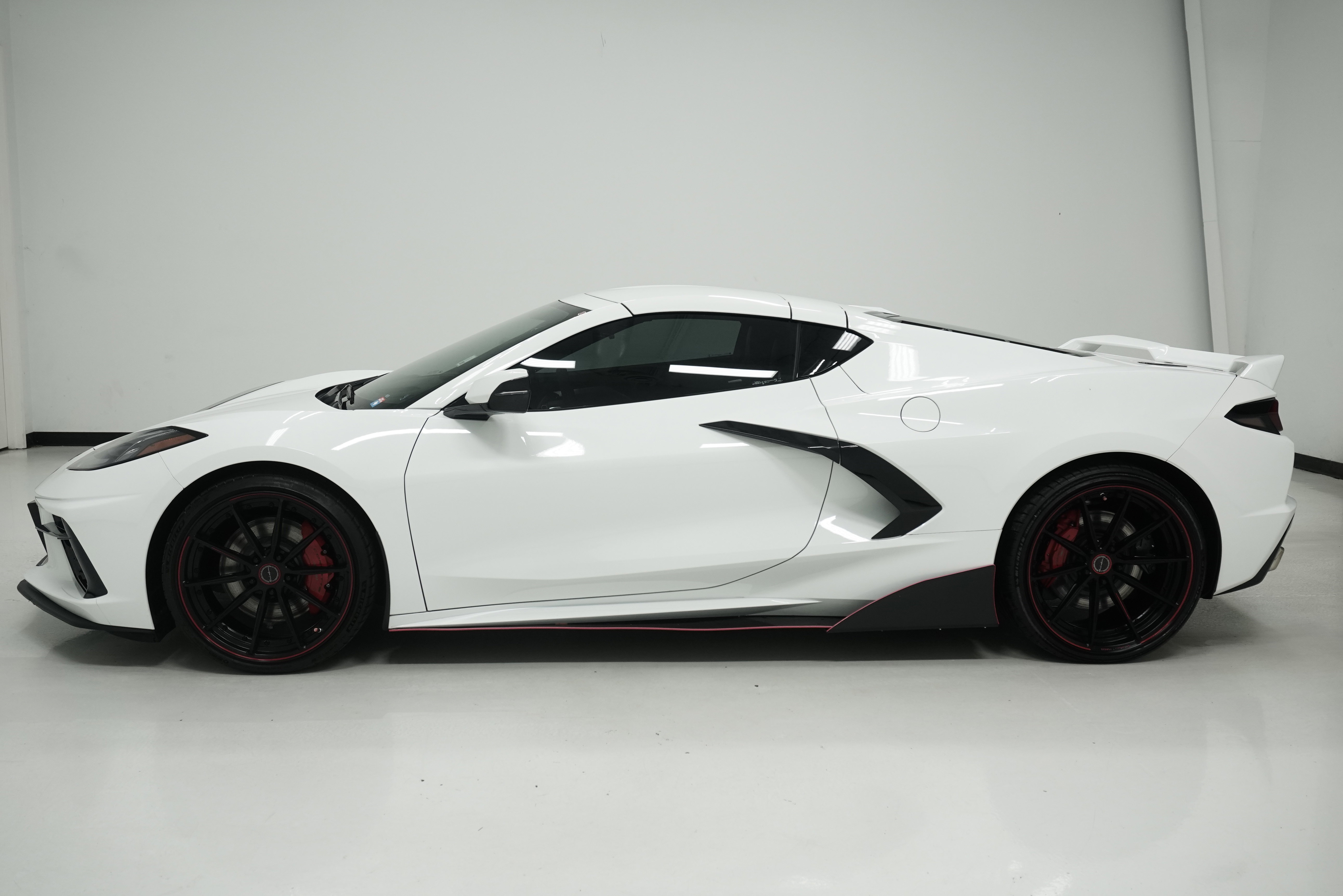 Used 2021 Chevrolet Corvette Stingray Premium Cpe w/ Z51 Performance Package image 7