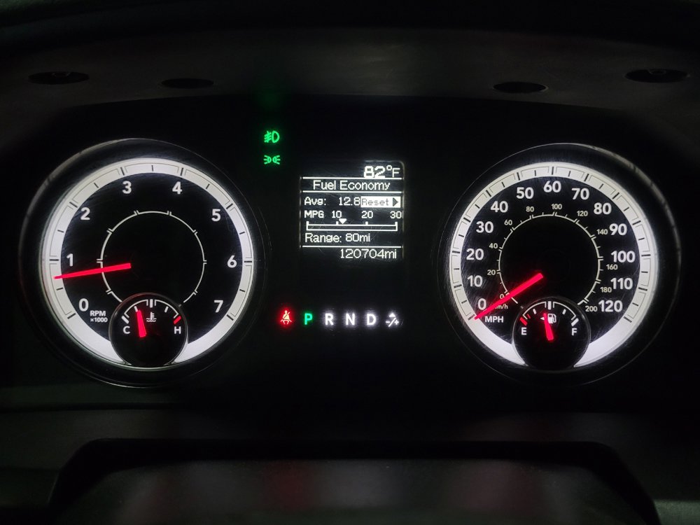 Used 2018 RAM 1500 Express AWD/4WD image 23
