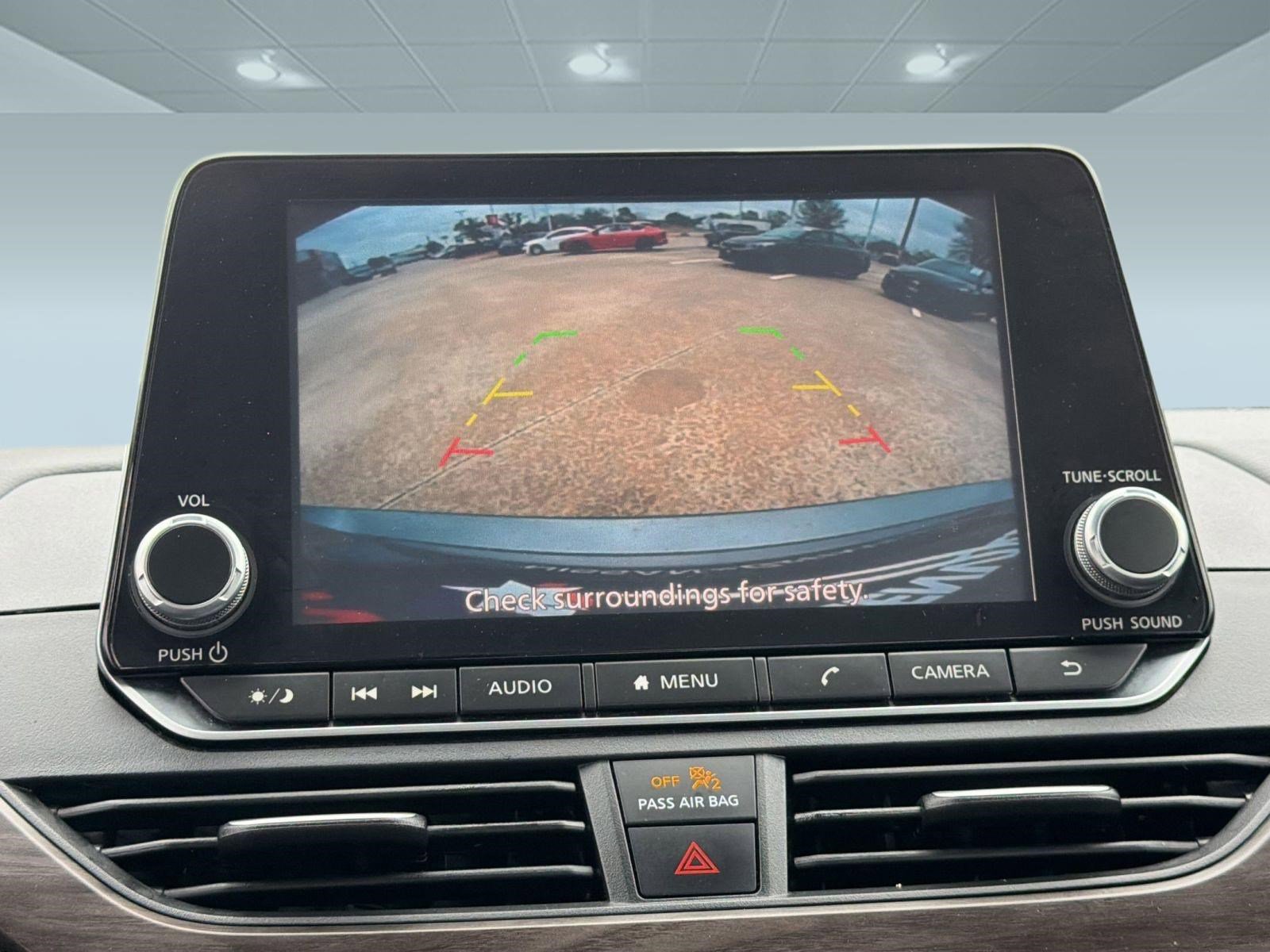 Used 2024 Nissan Altima 2.5 SV image 24