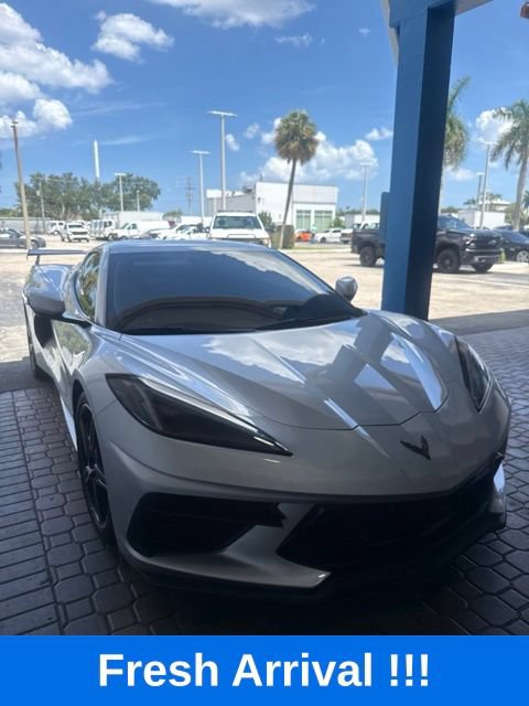 Used 2020 Chevrolet Corvette Stingray Premium Conv w/ 3LT Preferred Equipment Group RWD image 3