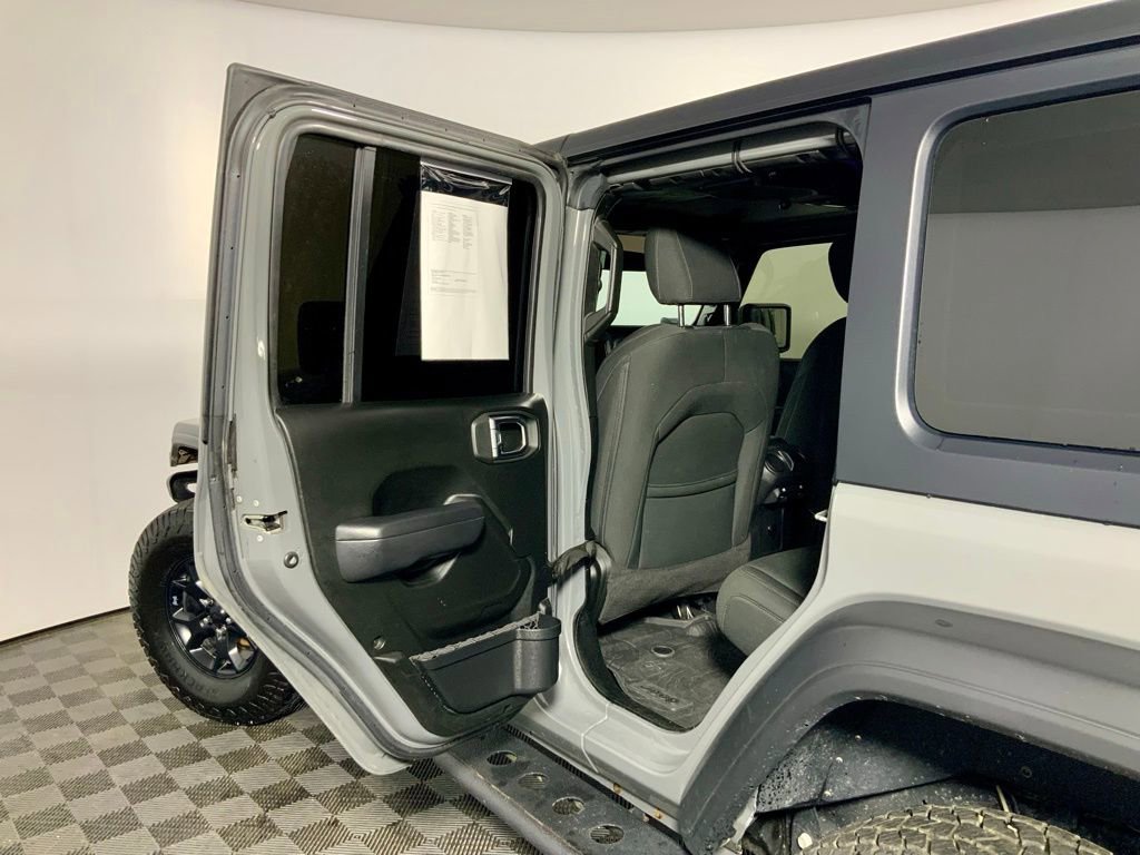 Used 2022 Jeep Wrangler Unlimited Sport image 23