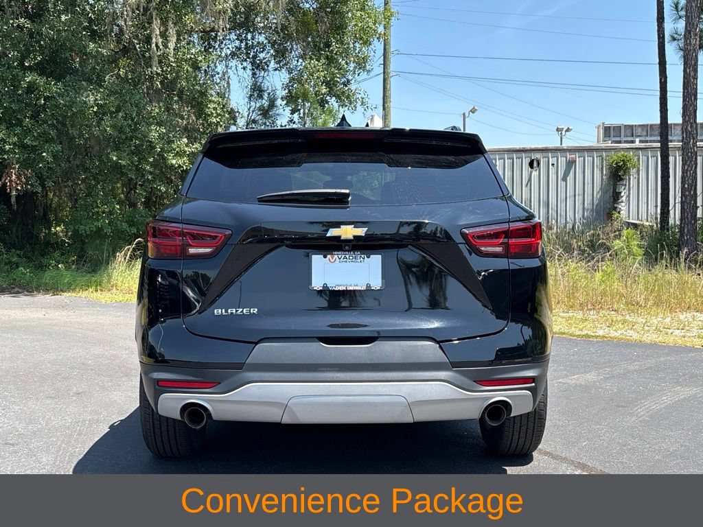 Used 2024 Chevrolet Blazer LT w/ Convenience Package FWD image 6