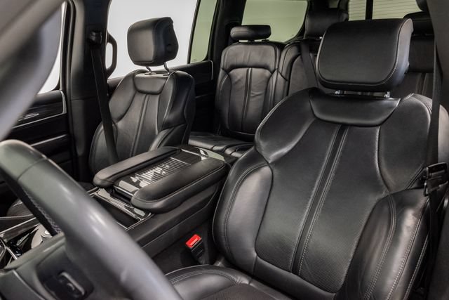 Certified 2022 Jeep Wagoneer Series II AWD/4WD image 13