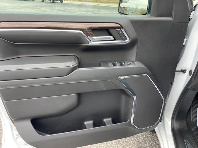 Used 2024 Chevrolet Silverado 1500 LT image 9