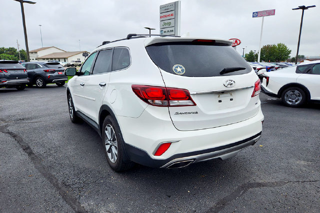 Used 2017 Hyundai Santa Fe SE AWD/4WD image 5