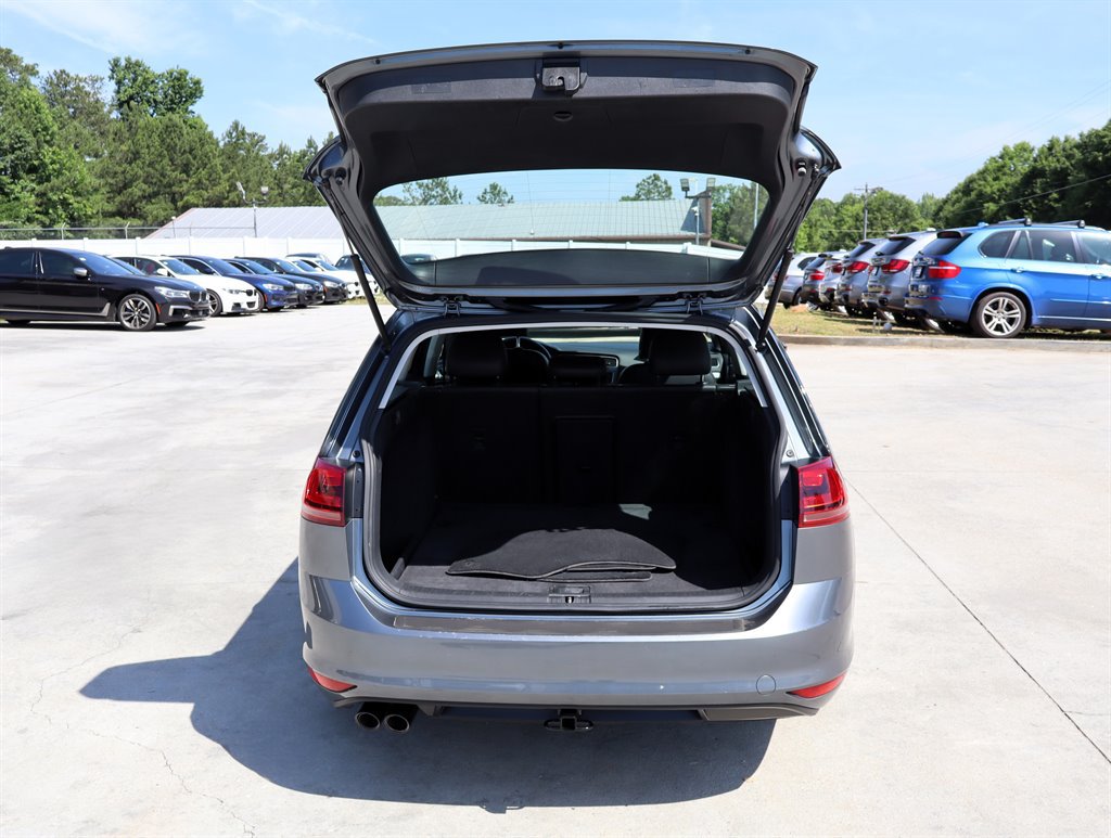 Used 2015 Volkswagen Golf TDI S FWD image 35