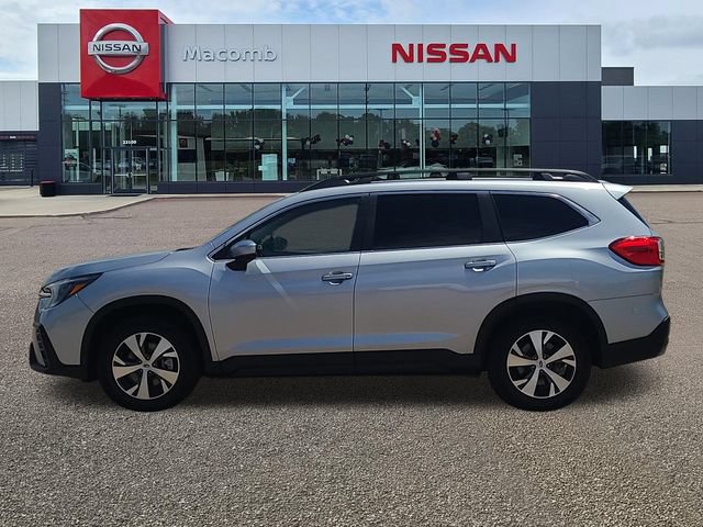 Used 2025 Subaru Ascent Premium AWD/4WD image 4