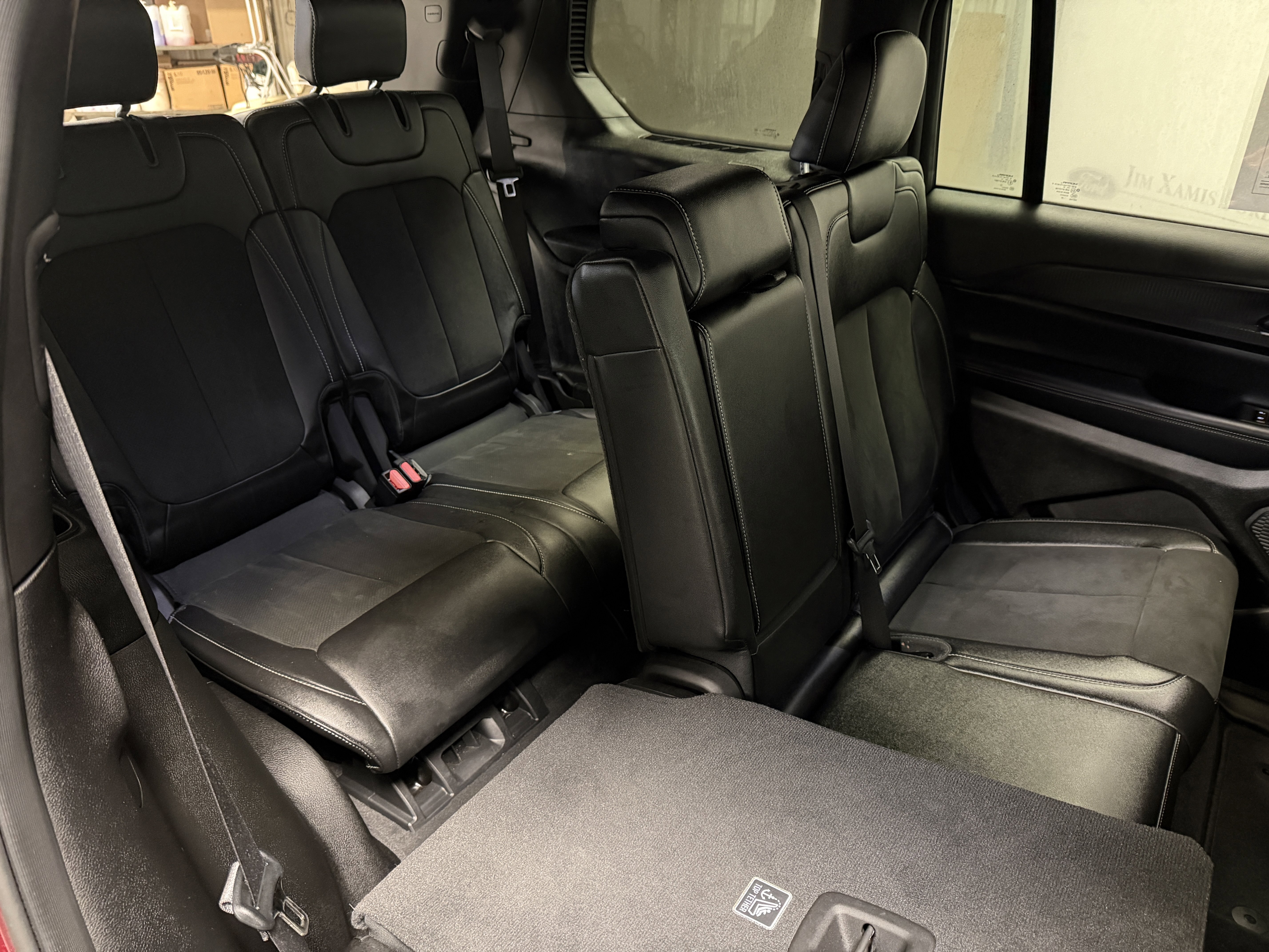 Used 2024 Jeep Grand Cherokee L Altitude image 27