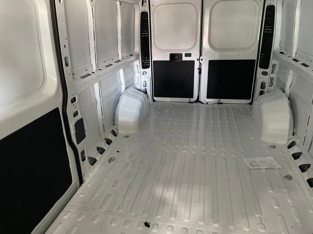 New 2025 RAM ProMaster 2500 w/ Quick Order Package 22H SLT+ FWD image 15