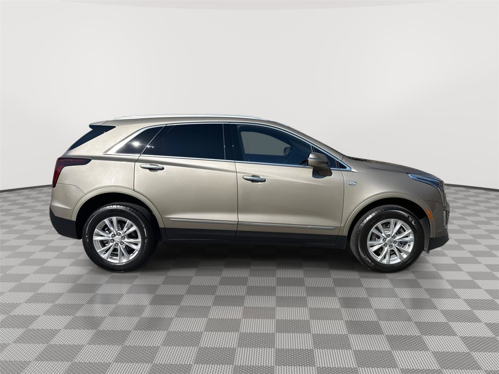 Used 2023 Cadillac XT5 Luxury image 4
