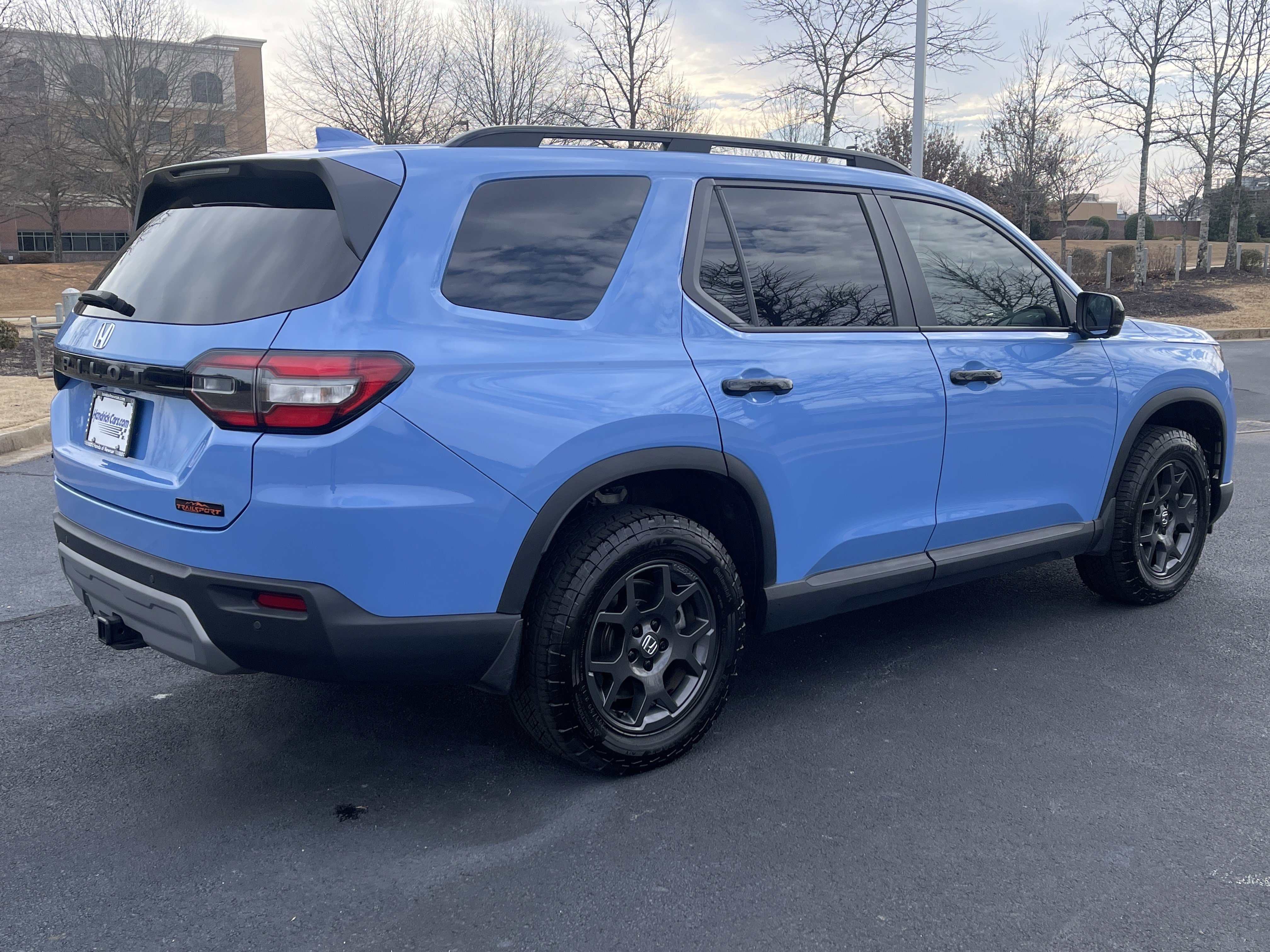 Certified 2024 Honda Pilot TrailSport image 9