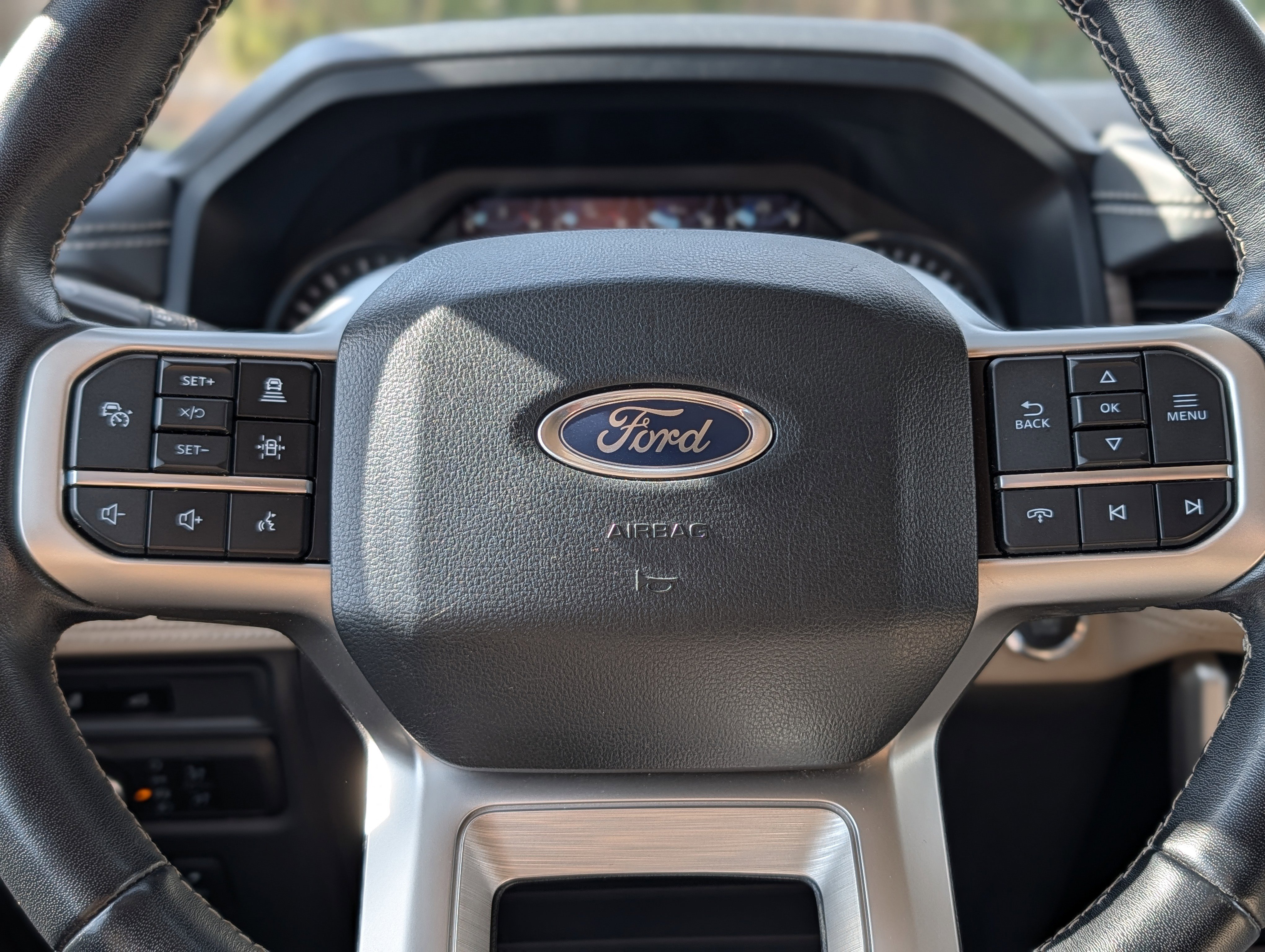 Used 2024 Ford Expedition Limited image 27