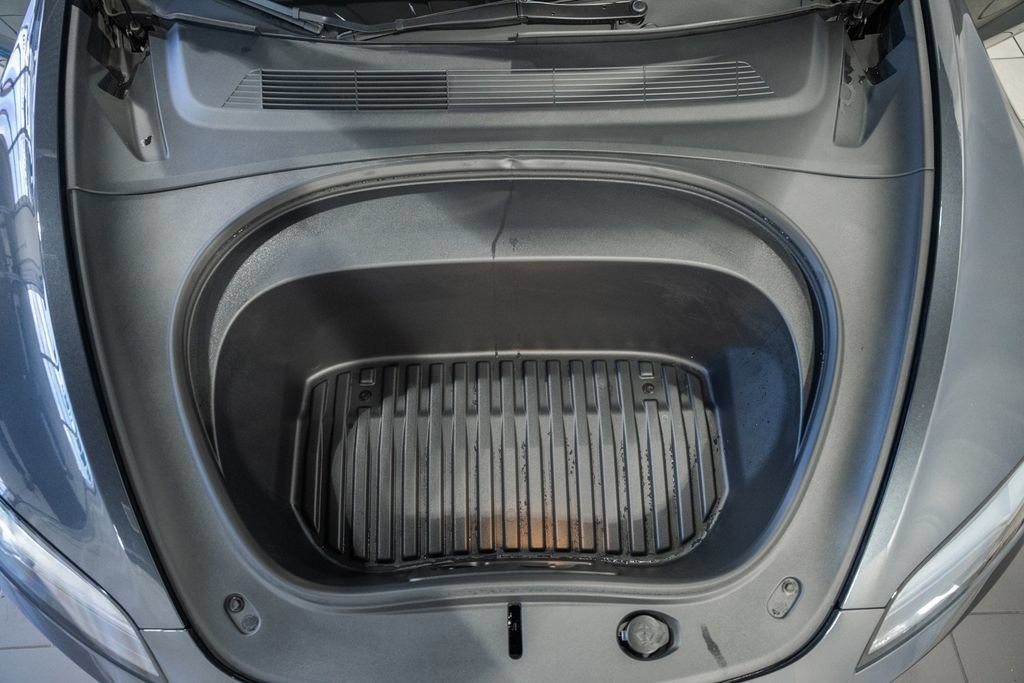 Used 2025 Tesla Model 3 RWD image 16