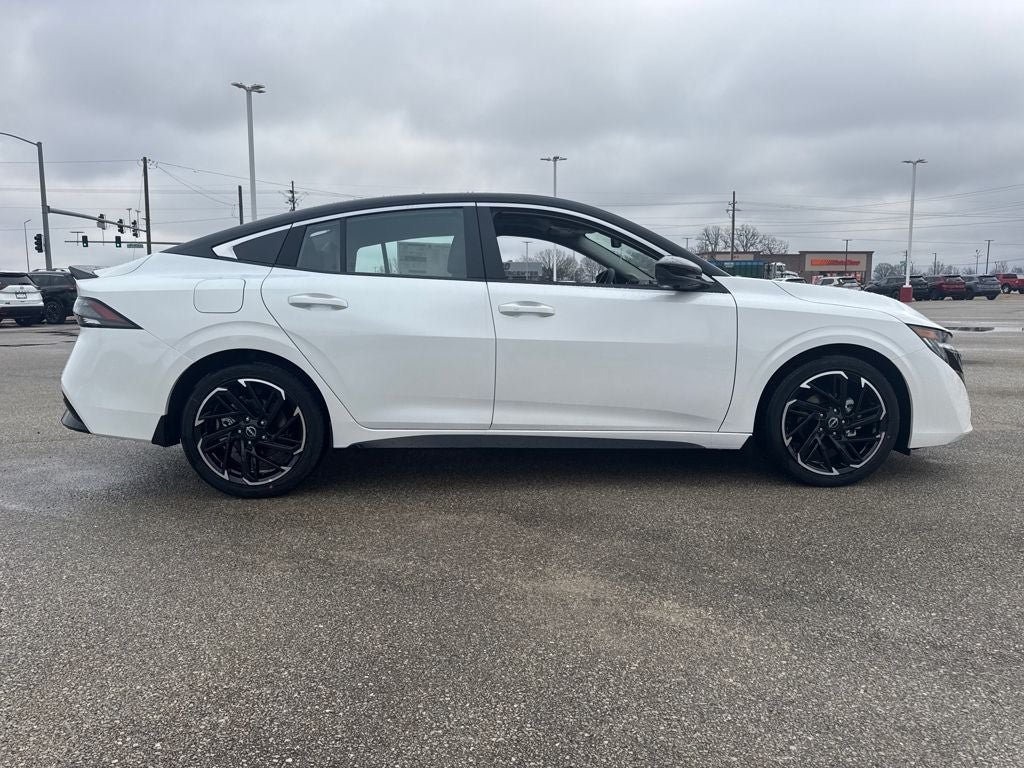 New 2026 Nissan Sentra SR w/ SR Premium Package FWD image 8