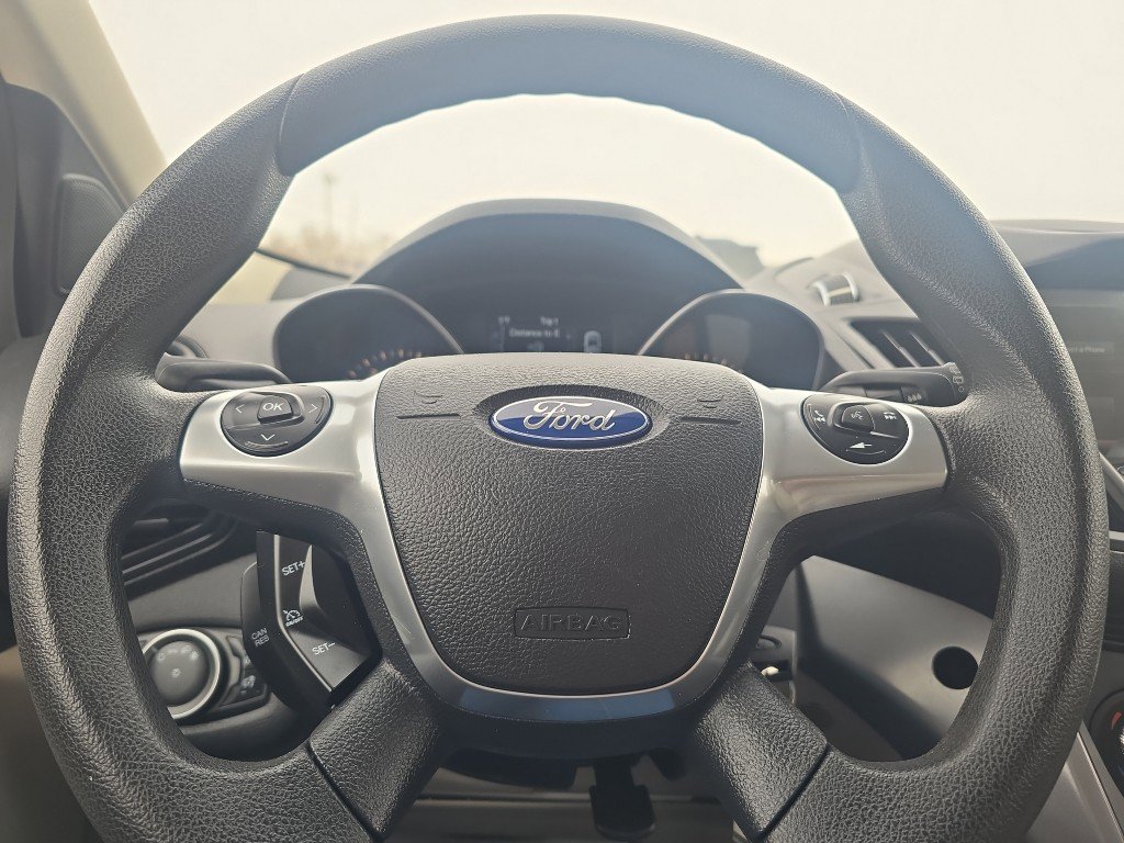 Used 2015 Ford Escape SE w/ Equipment Group 201A image 19