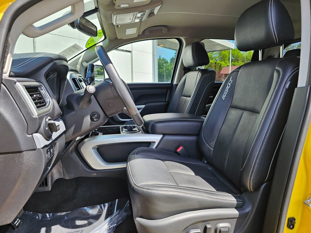 Used 2018 Nissan Titan PRO-4X w/ Pro-4x Convenience Package AWD/4WD image 22