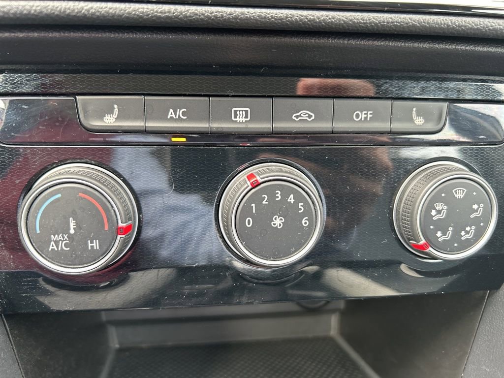 Used 2025 Volkswagen Taos S AWD/4WD image 20