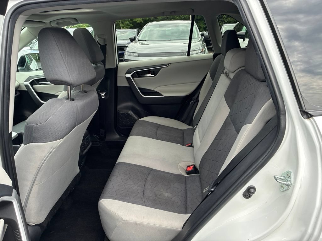 Used 2022 Toyota RAV4 XLE w/ Convenience Package AWD/4WD image 27