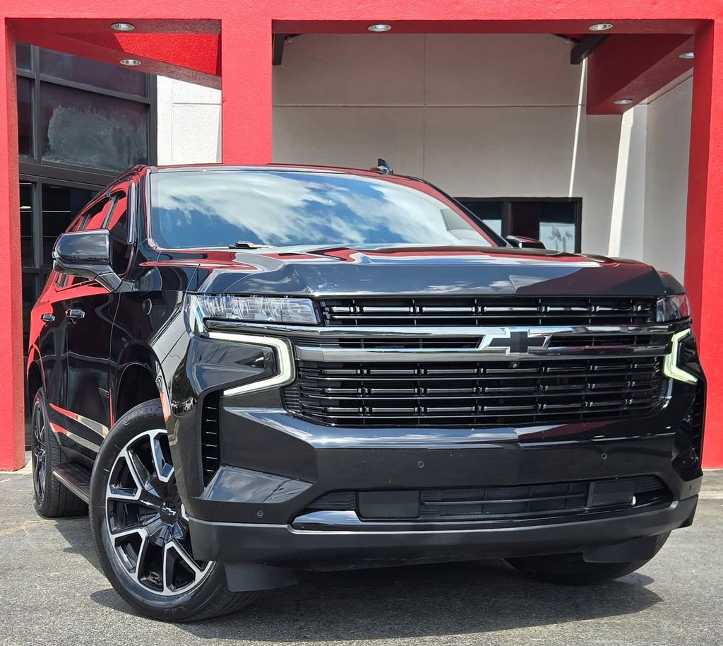 Used 2021 Chevrolet Tahoe RST w/ Luxury Package AWD/4WD image 13