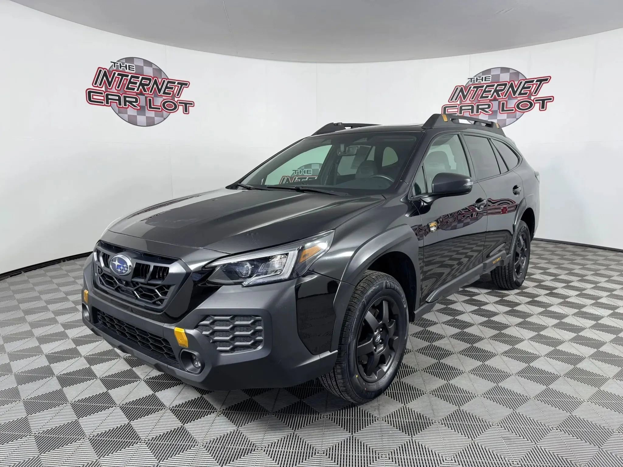 Used 2025 Subaru Outback Wilderness AWD/4WD image 3
