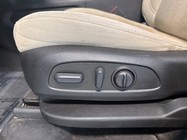 Certified 2023 Chevrolet Traverse LS image 9