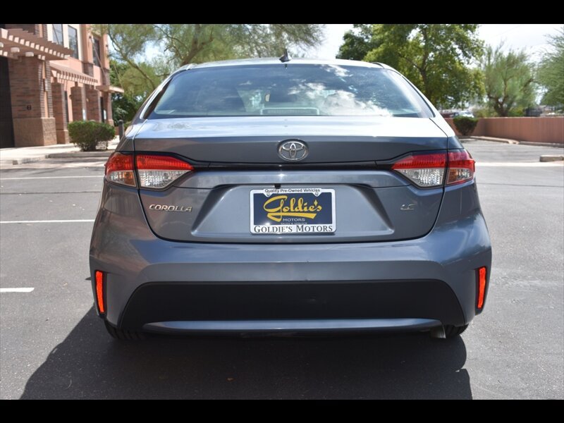 Used 2022 Toyota Corolla LE FWD image 9