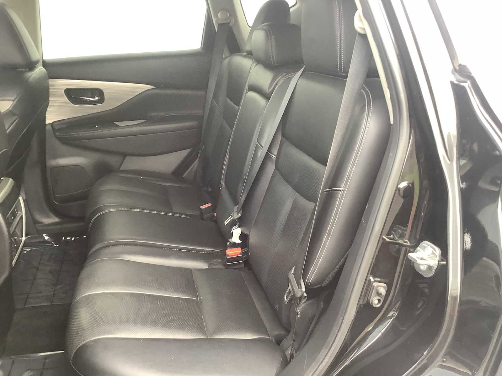 Used 2018 Nissan Murano SL w/ Moonroof Package image 13