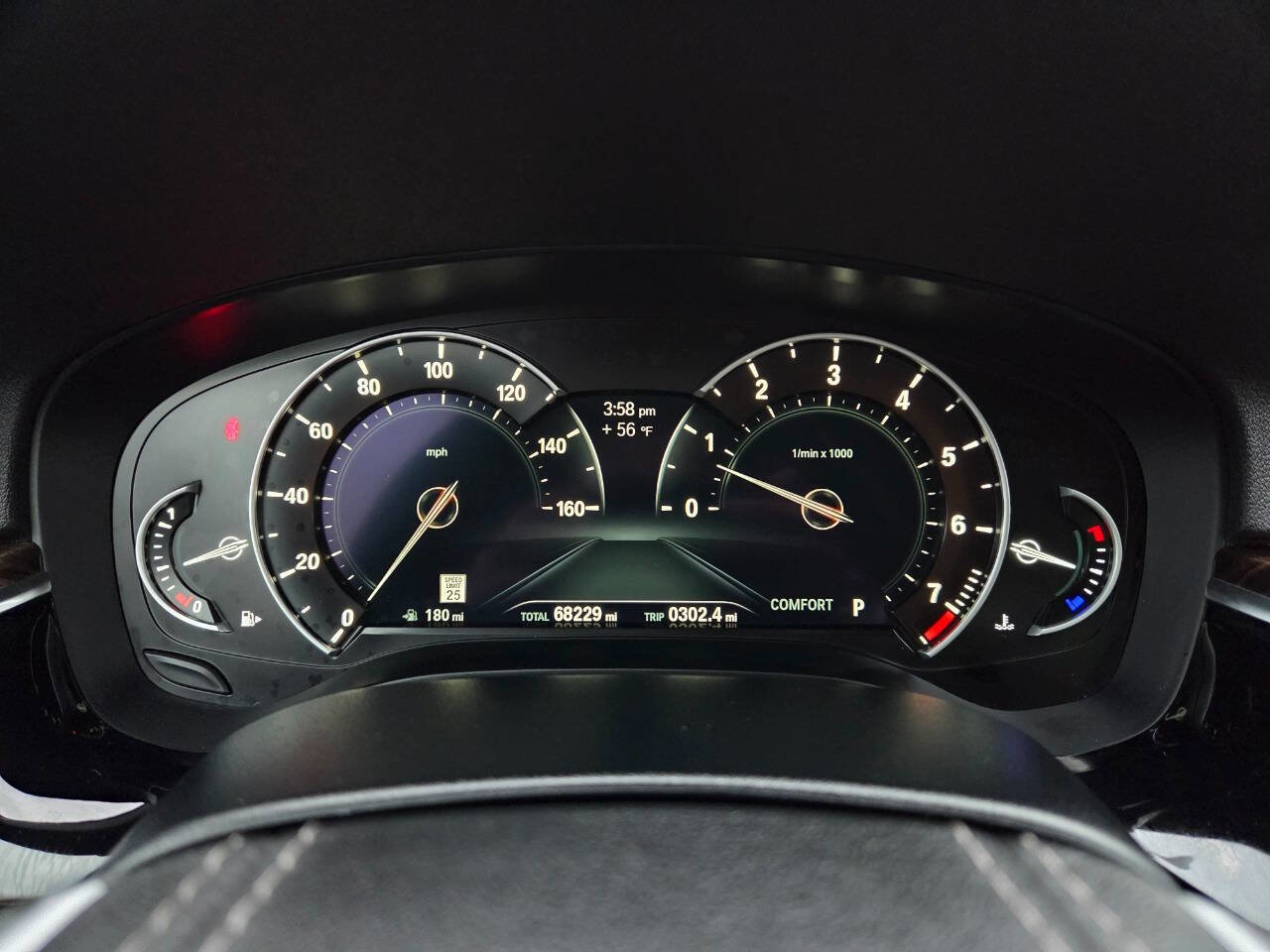 Used 2018 BMW 530i xDrive 530i xDrive AWD 4dr Sedan image 11